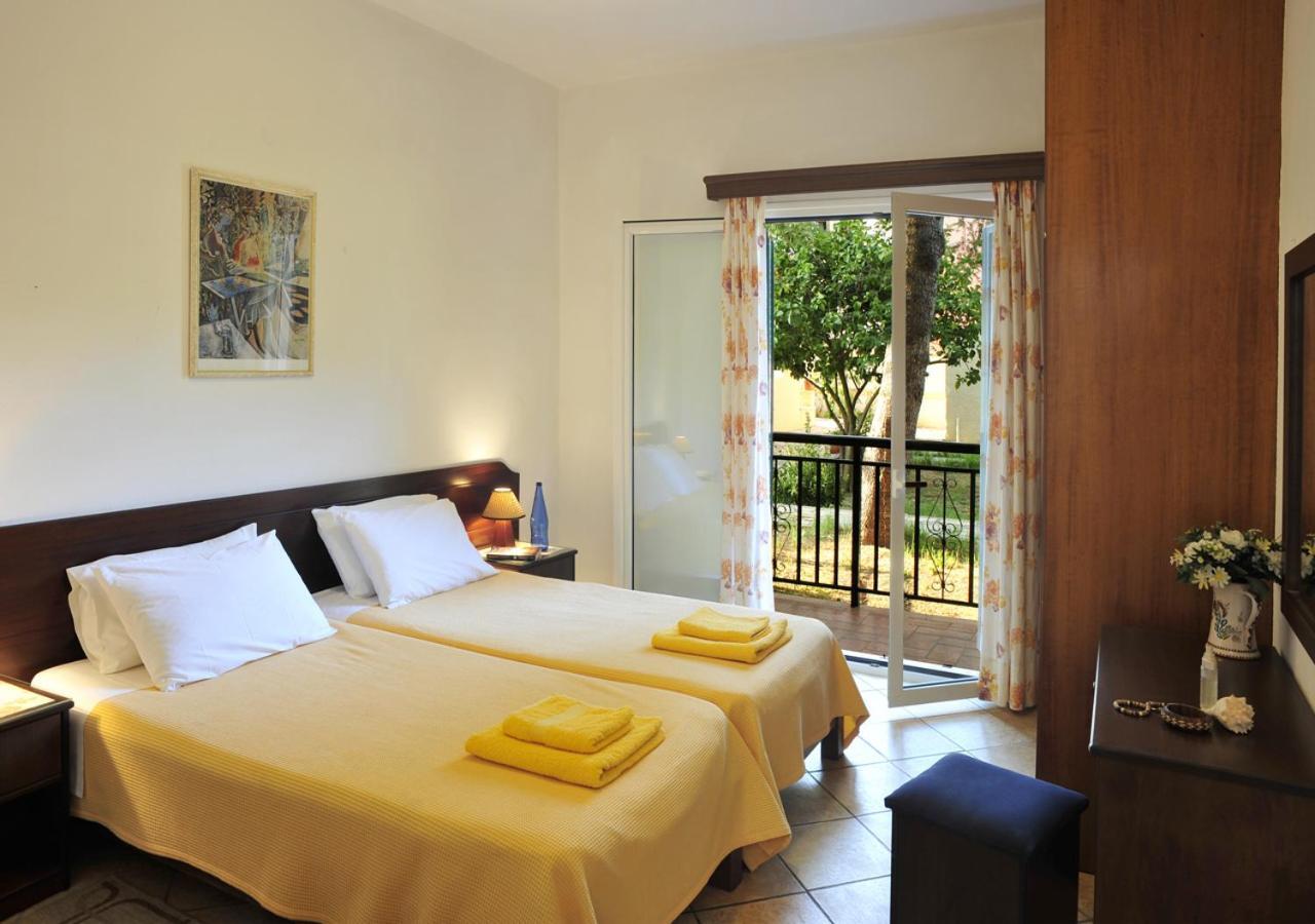 Ariti Apartments Kassiopi Exterior foto
